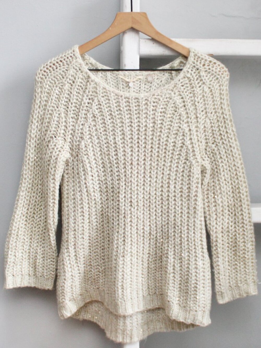 Anthropologie Knitted & Knotted Gold Sequin Chunky Cream Knit Sweater sz Medium